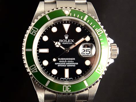 investimento rolex ghiera verde|Rolex Submariner Verde: Recensione e prezzo.